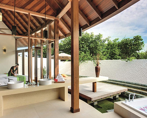 Hideaway Beach Resort & Spa фото 4