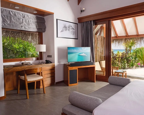 Dhigufaru Island Resort фото 3