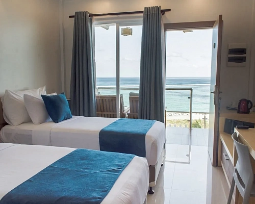 Guest House «Reef Edge Thulusdhoo Guest House» фото 5