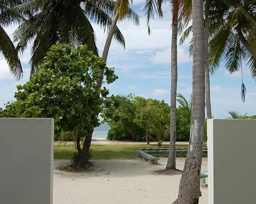 Vaali Beach & Dive Lodge Maldives фото 2