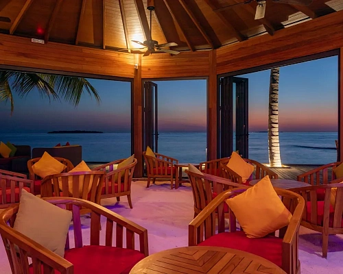 Dhigufaru Island Resort фото 0